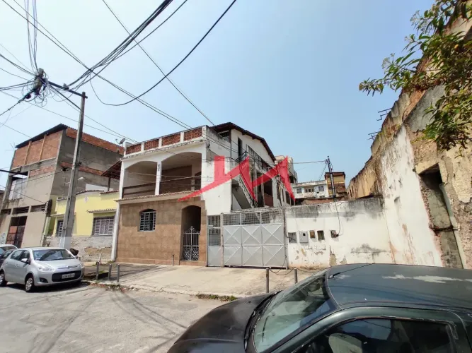 Prédio à venda com 4 apartamentos, Barreto, Niterói, RJ