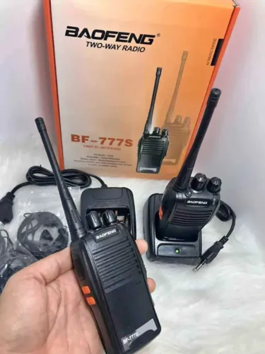 Rádio Comunicador Profissional Baofeng 777s 16 Canais Longo Alcance