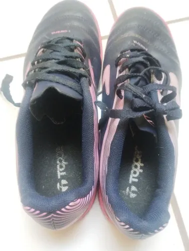 Vendo chuteira n 37