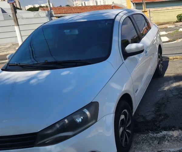 Volkswagen Voyage 1.0/1.0 City MI Total Flex 8V 4P 2013