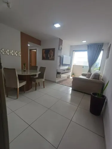 Apto padrão com varanda, piscina e área kids no Valentina Figueiredo