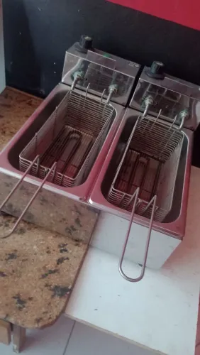 vendo fritadeira elétrica duas cubas 