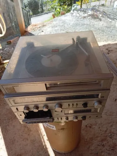 Rádio antigo 