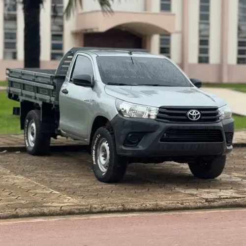 Toyota Hilux CS 4X4 2.8 TDI Diesel Mec. 2021