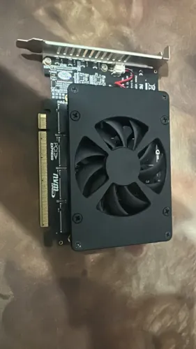 Placa Adaptador Ssd M2 Nvme Para Pci-e 4.0 X16 4 Slots + Cooler