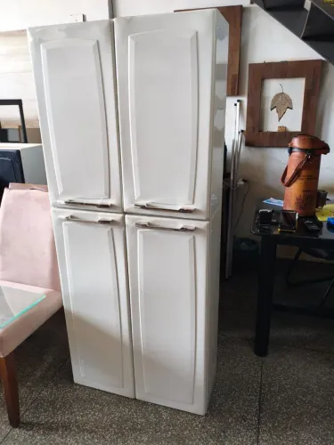 Paneleiro de aço