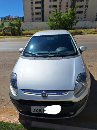 Fiat Punto Attractive 1.4 Fire Flex 8V 5P 2013