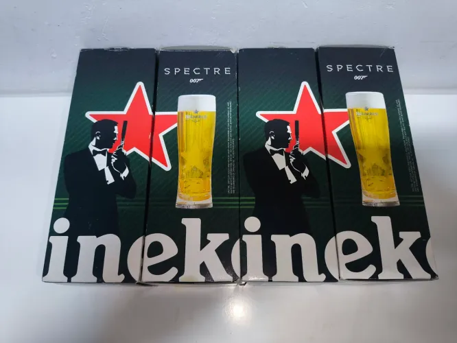 COPO EXCLUSIVO JAMES BOND HEINEKEN