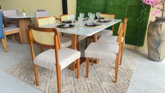 Mesa de jantar de 6 cadeiras