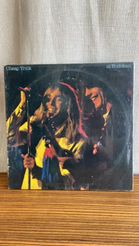 At Budokan da banda Cheap Trick disco de vinil 1978 de colecionadores