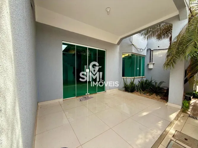 EXCELENTE SOBRADO, 5 QUARTOS SENDO 4 SUÍTES COM ÁREA DE LAZER NA 507 SUL!