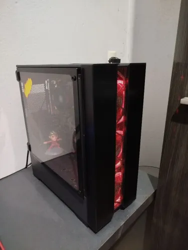 Pc Gamer ( PRA SAIR RÁPIDO )
