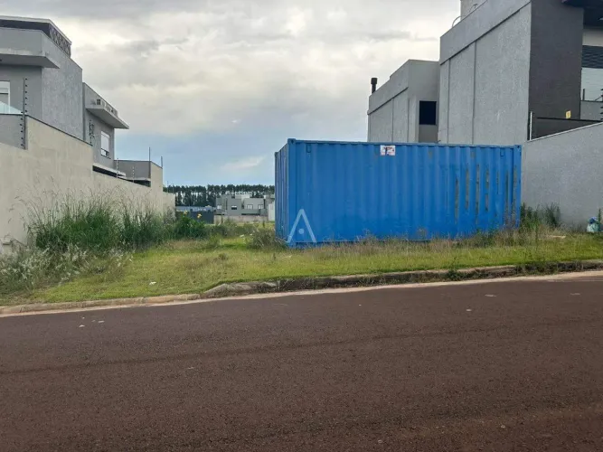 Terreno Residencial 378 m² em Recanto Tropical III, Cascavel
