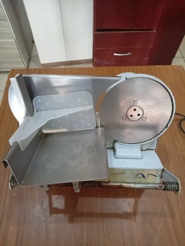 Cortador de frios 110v