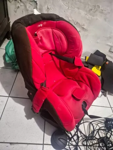 Cadeirinha de bebê - PARA SAIR HOJE