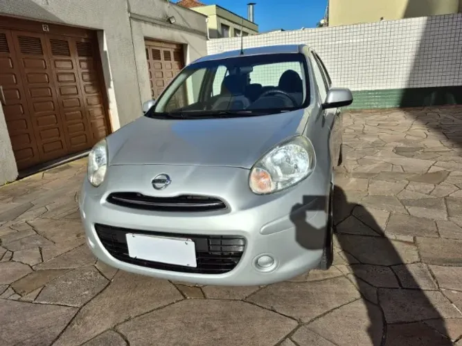 Nissan March S 1.0 16V Flex Fuel 5P 2013