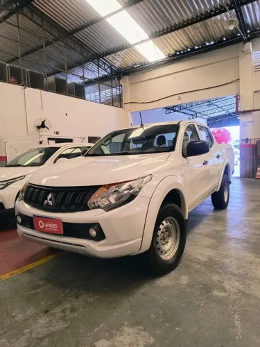 Mitsubishi L200 Triton Sport GLS 2.4 CD Diesel Aut. 2024
