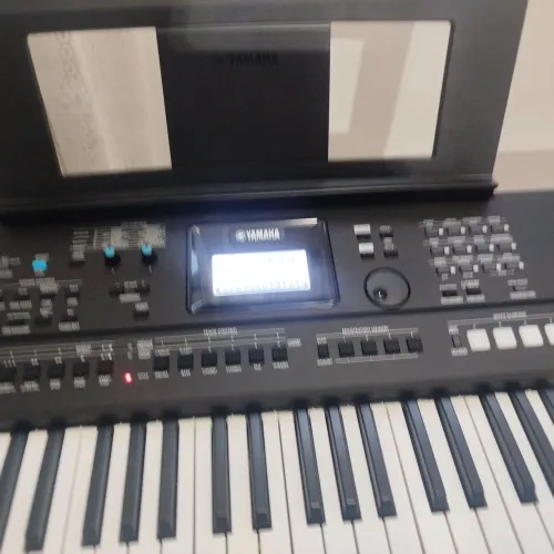 Yamaha Ew 425 novo