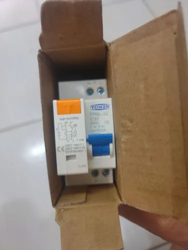 Disjuntor DR de proteção bipolar 32A