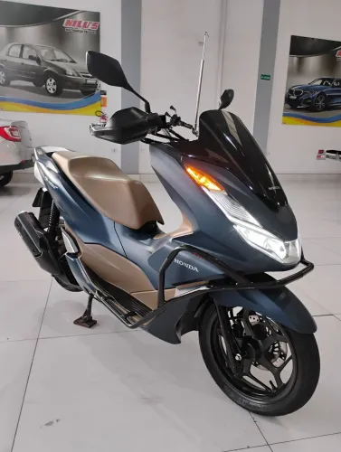 Honda pcx 160CC 2023