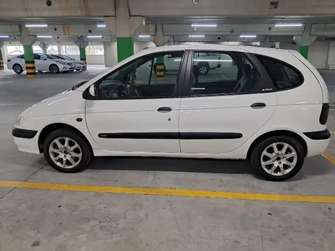 Renault Scenic RXE 2.0 8V 2000