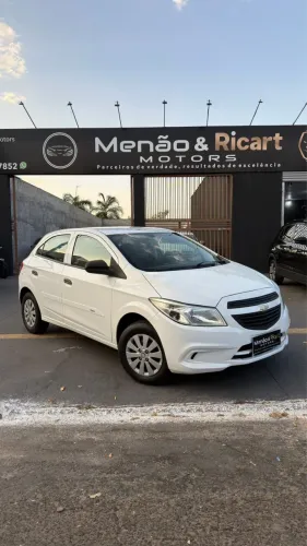 Chevrolet Onix Hatch LS 1.0 8V Flex Power Mec. 4P 2016