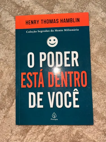 LIVRO SEMI-NOVO
