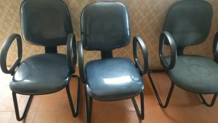 4 Cadeiras - Muito conservadas