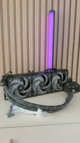 Watercooler 360mm Artics