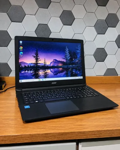 Notebook Acer Aspire A315-33 Celeron 4GB RAM 464GB, aceito ofertas 