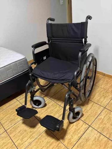 Cadeira de Rodas Dellamed D400 120Kg