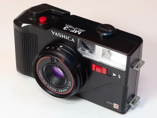 Yashica - MF-3 Super - CHUCHUZINHA