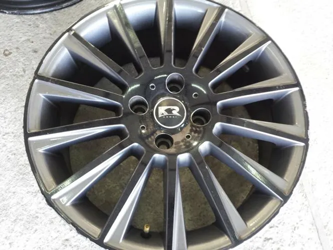 Roda aro 17 Raiada Grafite com diamantado Peugeot 4X108