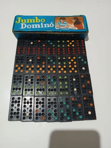 Dominó antigo