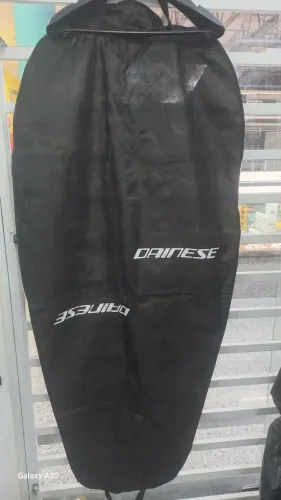 Capa pra guardar macacao dainese 