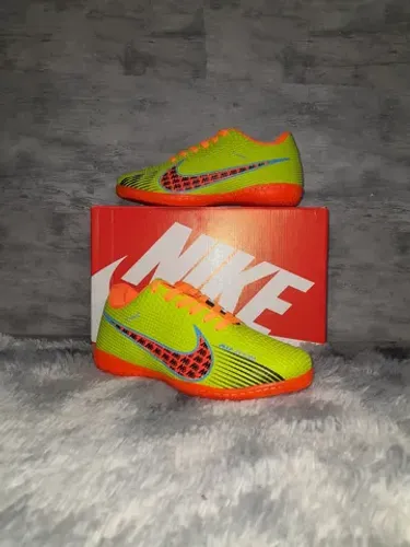 Chuteira nike amarela futsal
