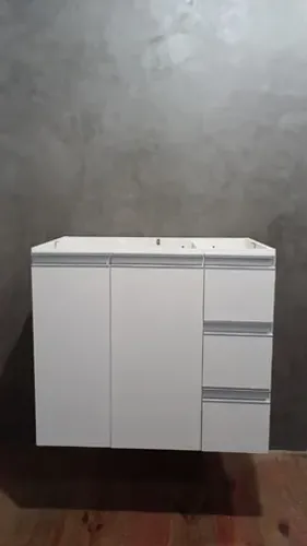 Vendo Armario de Banheiro Novo em MDF