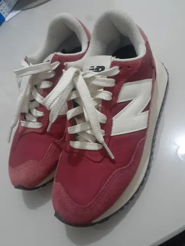 Tênis New Balance 237 Vermelho - ORIGINAL - tamanho 35