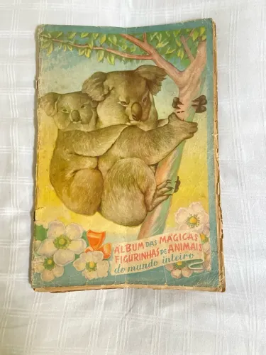 Álbum vintage- Animais do mundo inteiro-semi-completo 