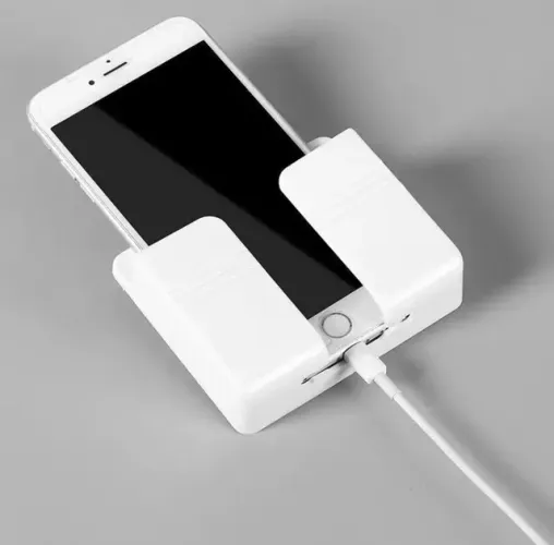 Suporte adesivo de parede branco p/ celular ou controle remoto