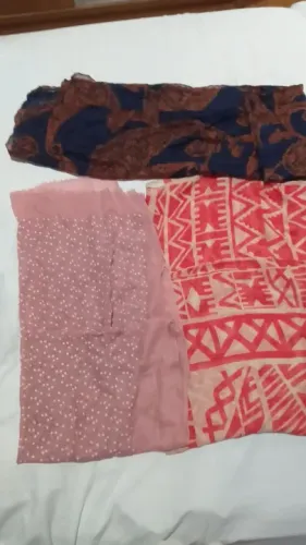 Lenços feminino- estampas variadas
