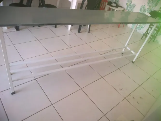 Mesa de inox com paneleiro 