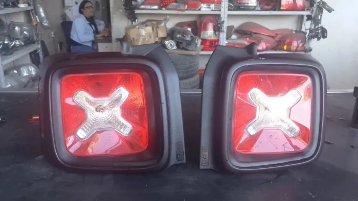 Lanternas jeep renegade 