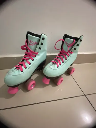 Patins feminino Fashion Roller My Style 4 rodas 2 eixos