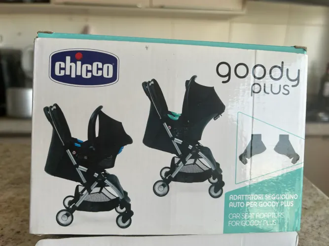 Adaptador para carrinho Goody Plus Chicco, como novo!