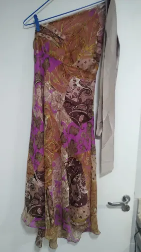 Vestido floral festa.