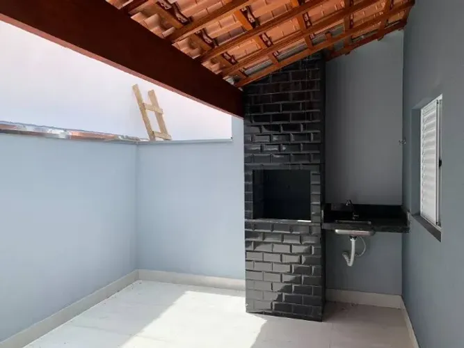 Casa com 3 Quartos e 2 banheiros à Venda, 140m²-Parque Continental I, Guarulhos - SP