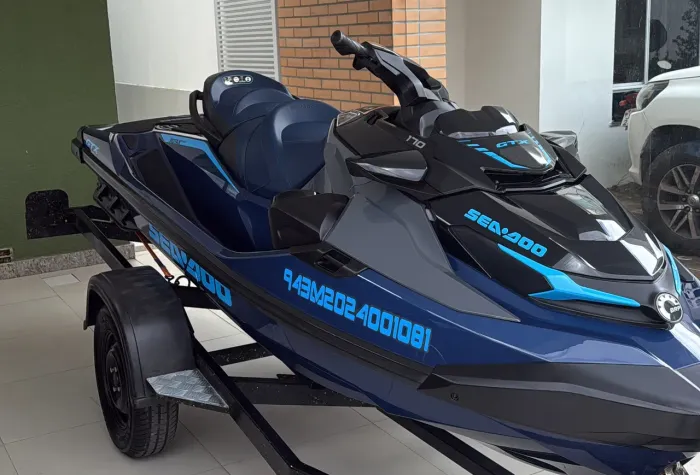 JET SKY EXTREMAMENTE NOVO E RECÉM E REVISADO. 1 ano de uso , 50 hs  