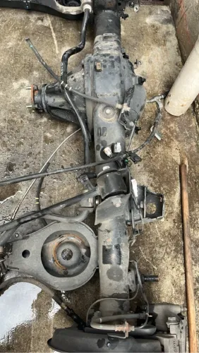 F suspensão traseira Hilux 2020 flex