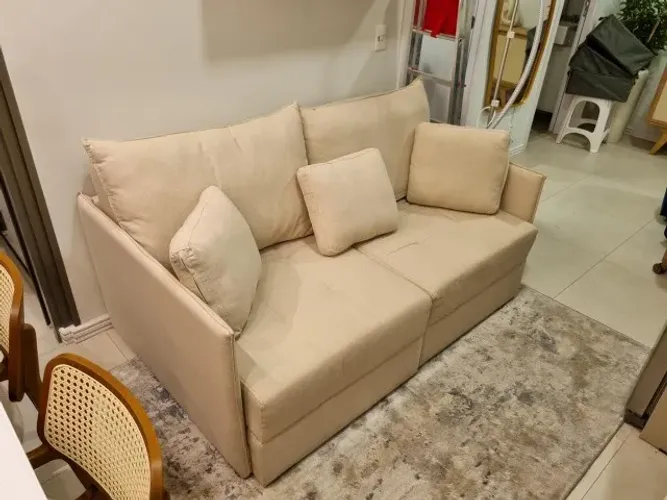 Sofá praticamente novo - menos de 5 meses de uso!